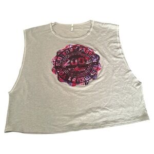 Zumba Fitness Gray Sleeveless Top with Red Graphic